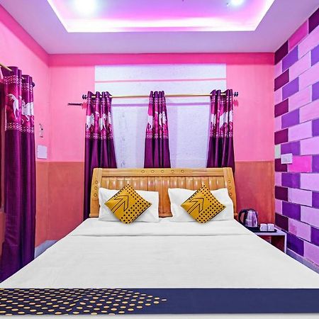 Spot On 81220 New Asha Hotel Puri Bagian luar foto