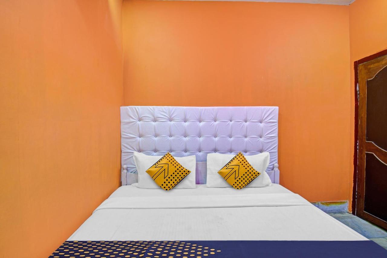 Spot On 81220 New Asha Hotel Puri Bagian luar foto