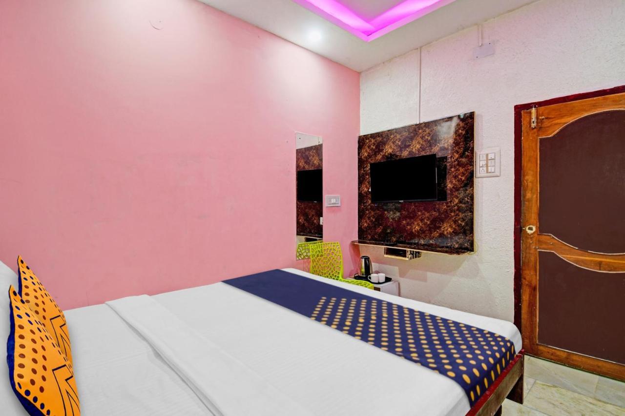 Spot On 81220 New Asha Hotel Puri Bagian luar foto